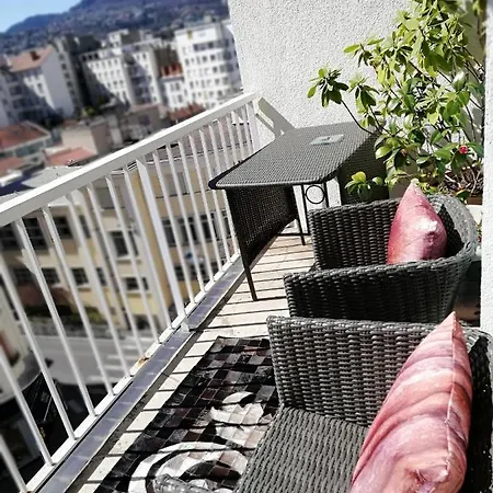Alojamento de Acomodação e Pequeno-almoço Monts Dôme 4*